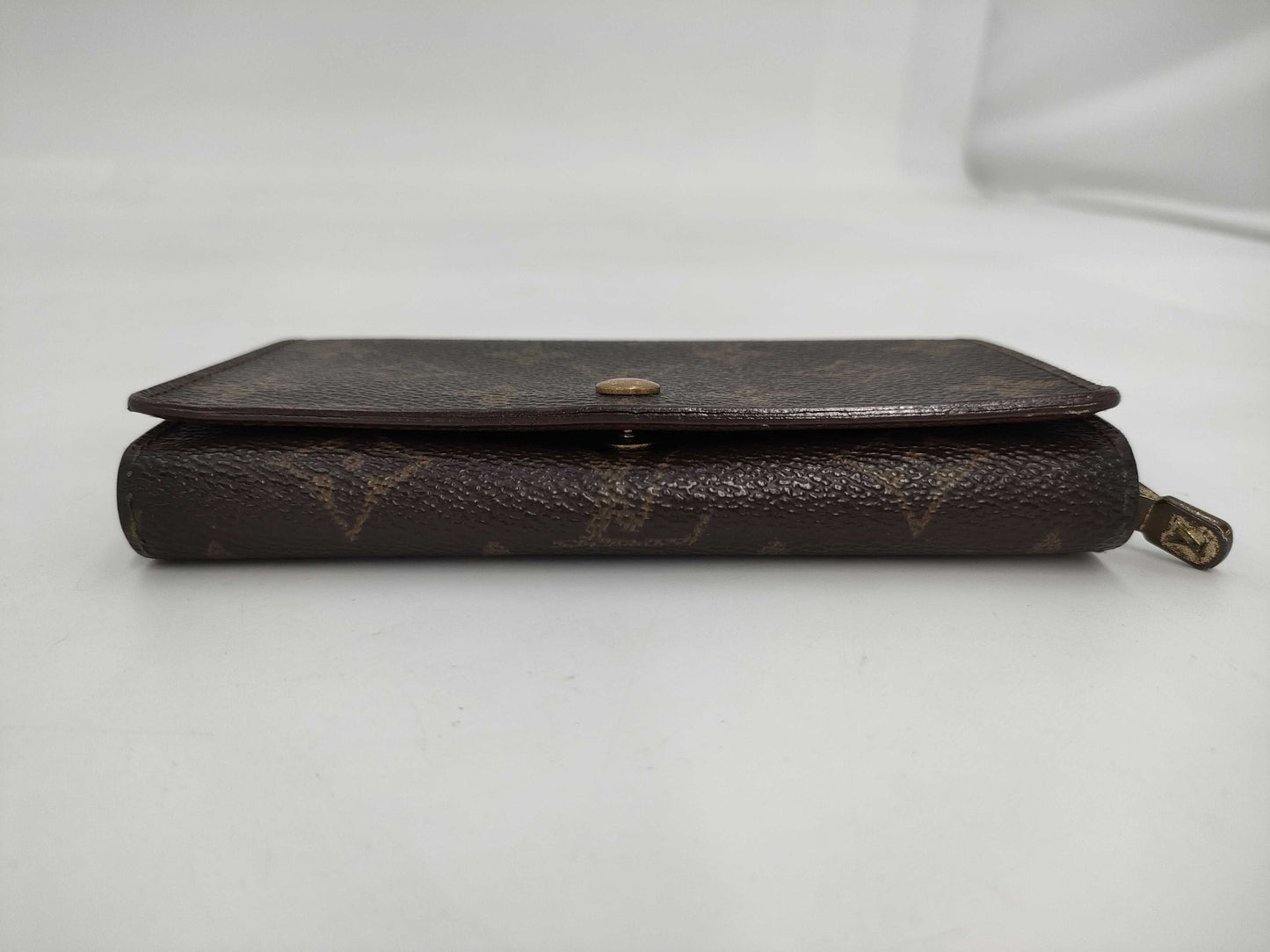 LOUIS VUITTON Monogram Louis Vuitton Monogram Wallet