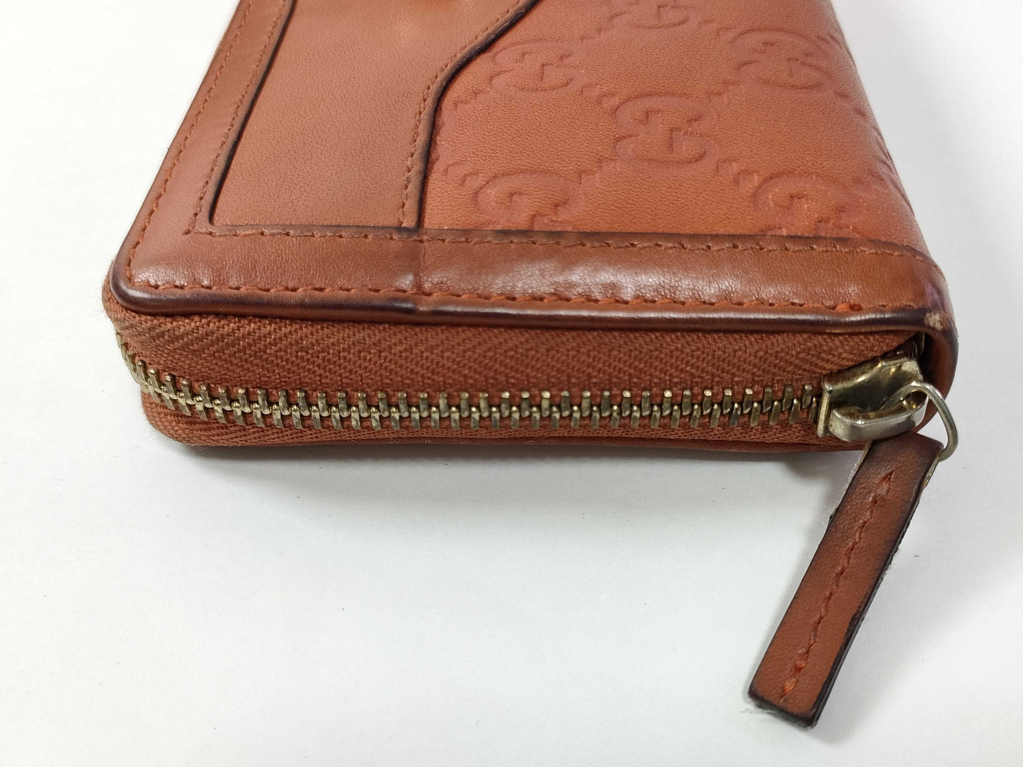 GUCCI Sukey Zippy Wallet