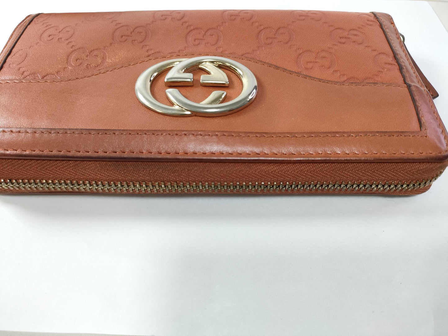 GUCCI Sukey Zippy Wallet