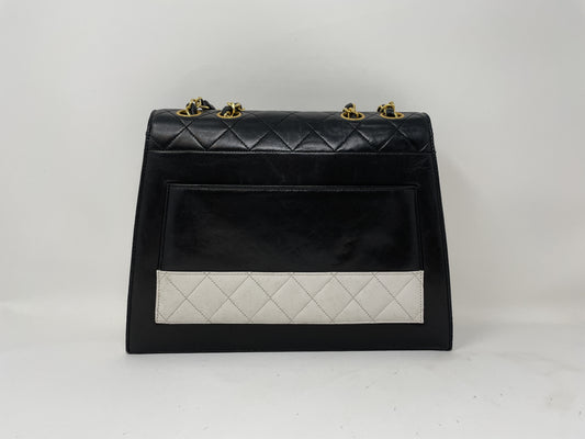 CHANEL CHANEL Matelasse Shoulder Bag, Lambskin, 2.55"