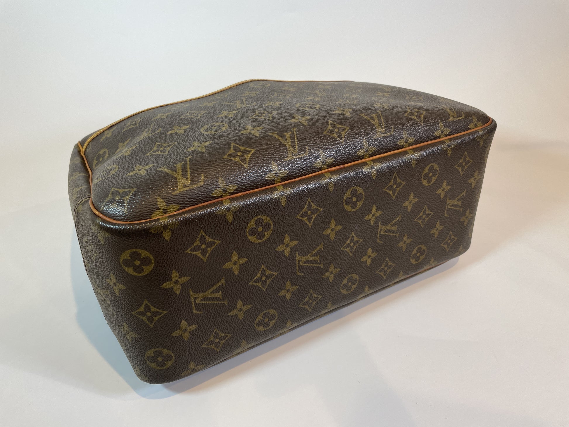 LOUIS VUITTON LOUISVUITTON Handbag Deauville Monogram M47270 Handbag
