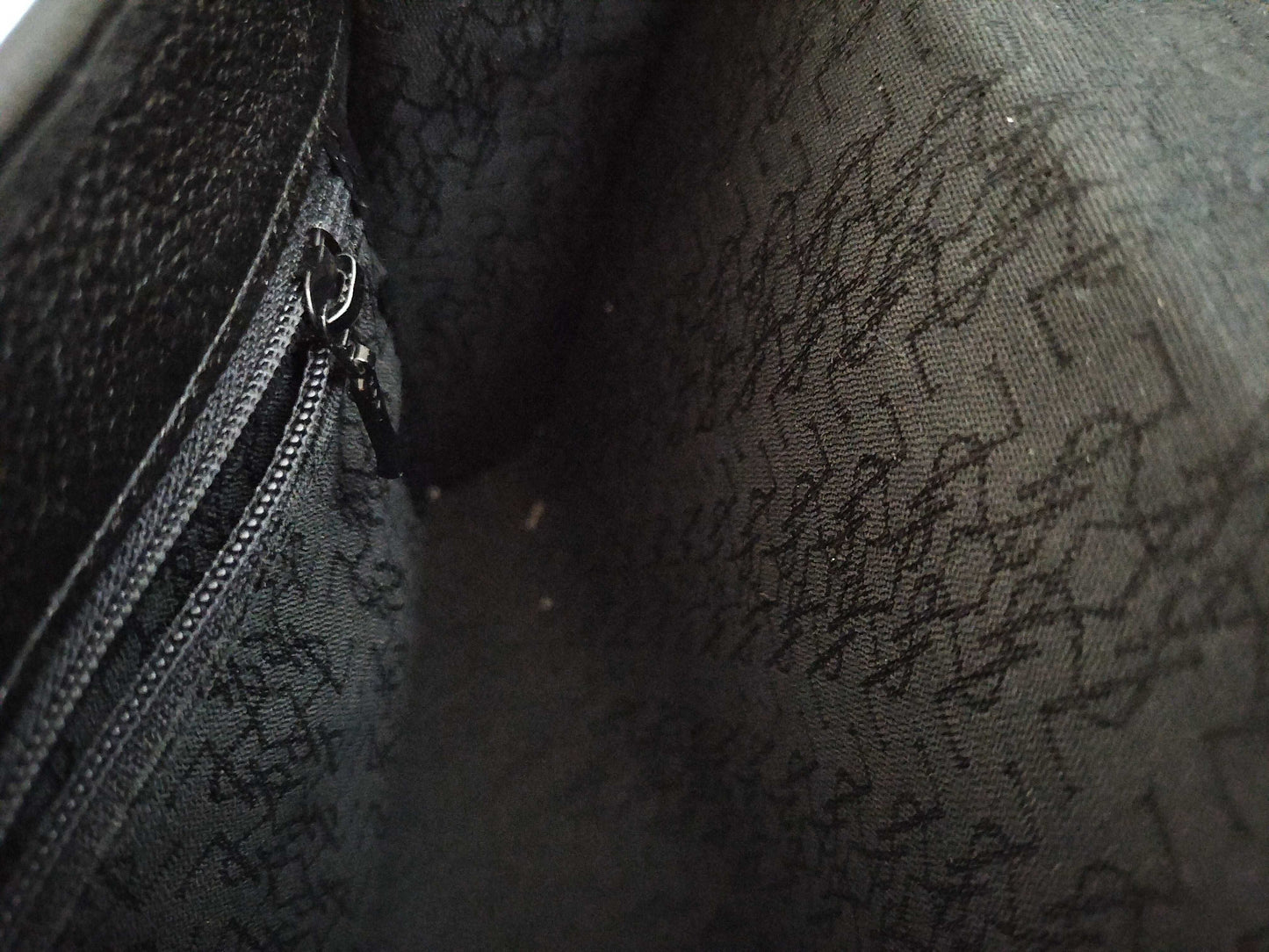 Yves Saint Laurent Cassandra Shoulder Bag in Black Leather