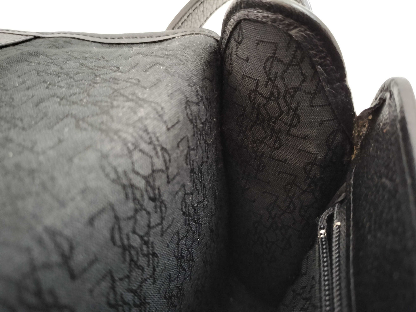 Yves Saint Laurent Cassandra Shoulder Bag in Black Leather