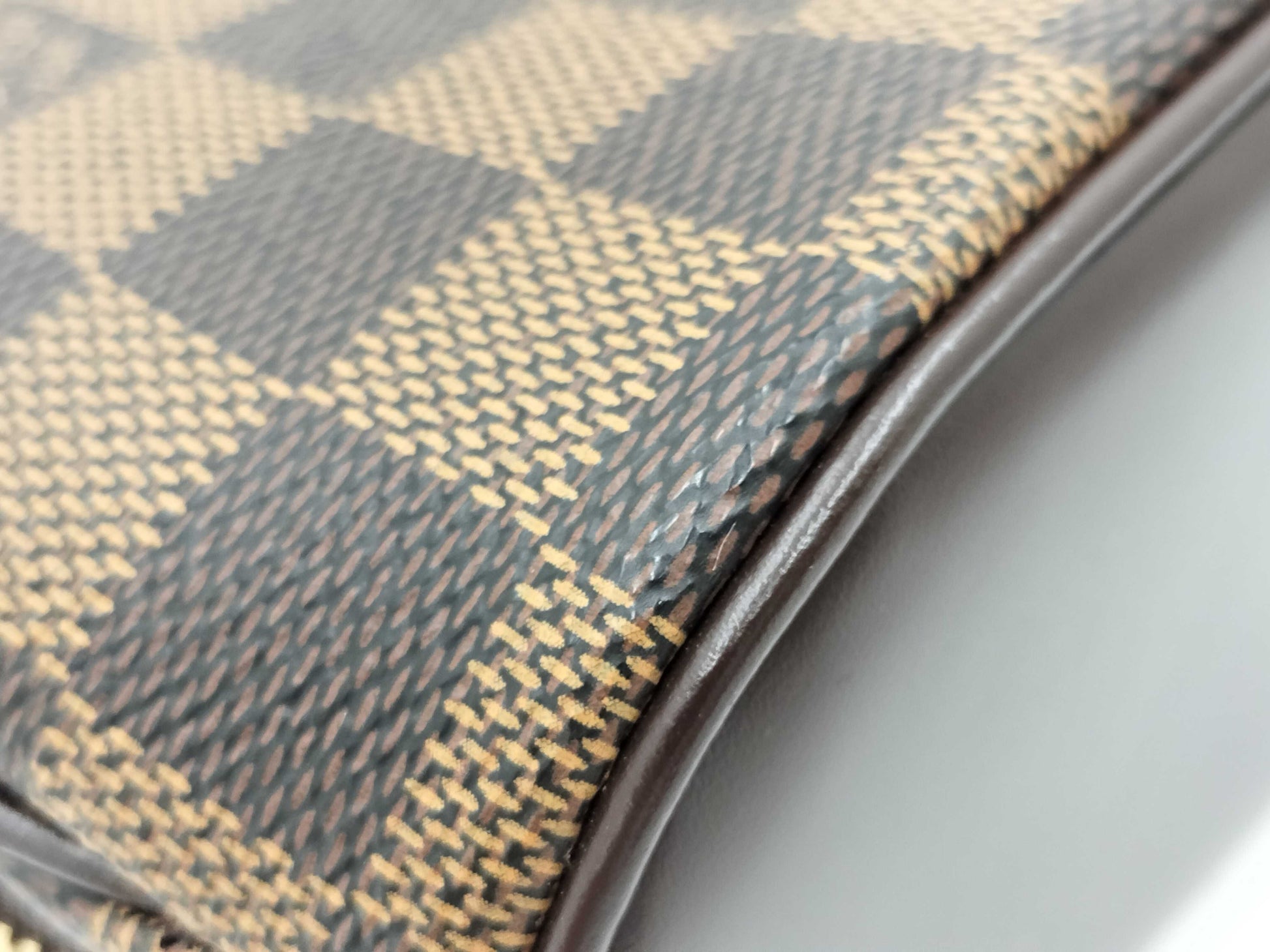 LOUIS VUITTON Damier Bag Handbag