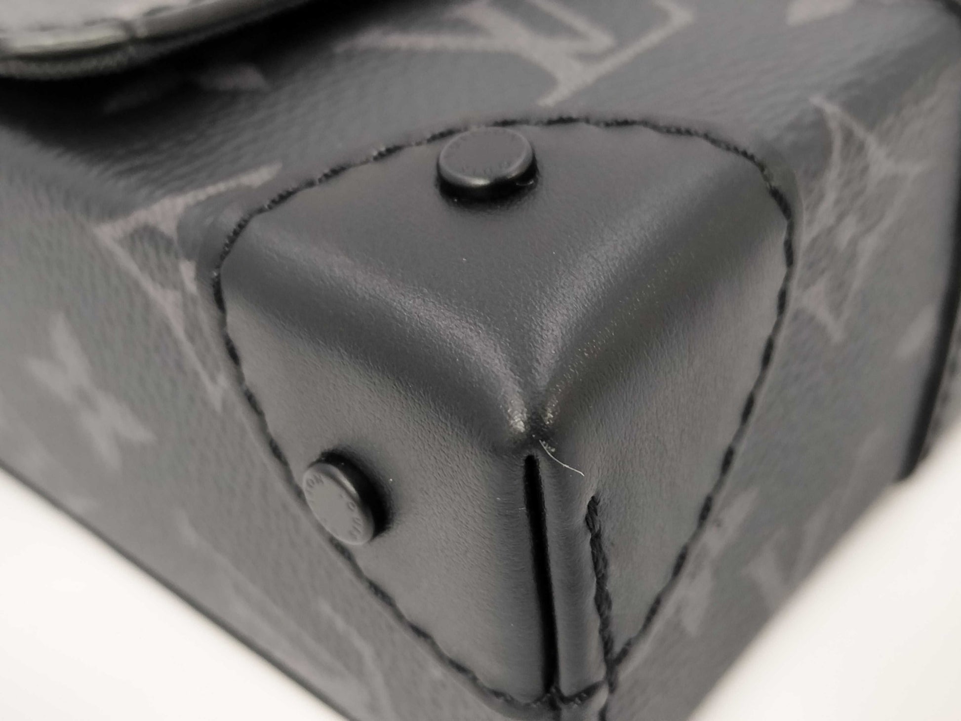 LOUIS VUITTON LV Monogram Black Shoulder Bag Shoulder Bag