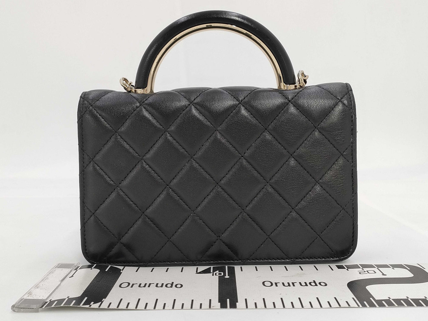 CHANEL CHANEL Lamb Matelasse Chain Black Shoulder Bag with Serial Number