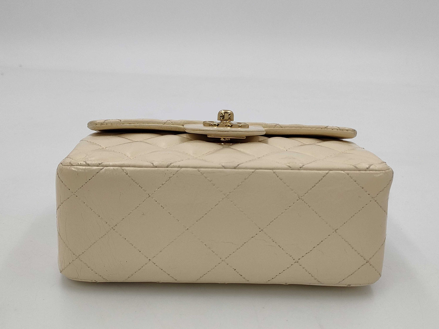 CHANEL CHANEL Mini Matelasse Lambskin Chain Shoulder Bag Beige with GD Hardware