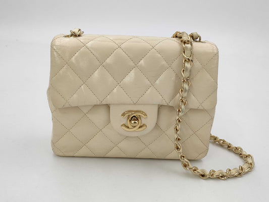 CHANEL CHANEL Mini Matelasse Lambskin Chain Shoulder Bag Beige with GD Hardware
