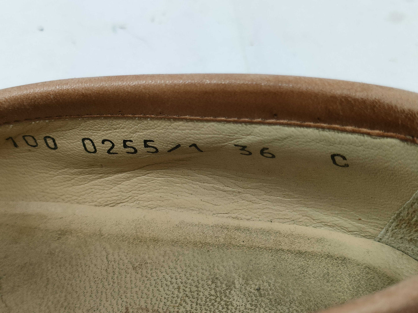 GUCCI Horsebit Loafers