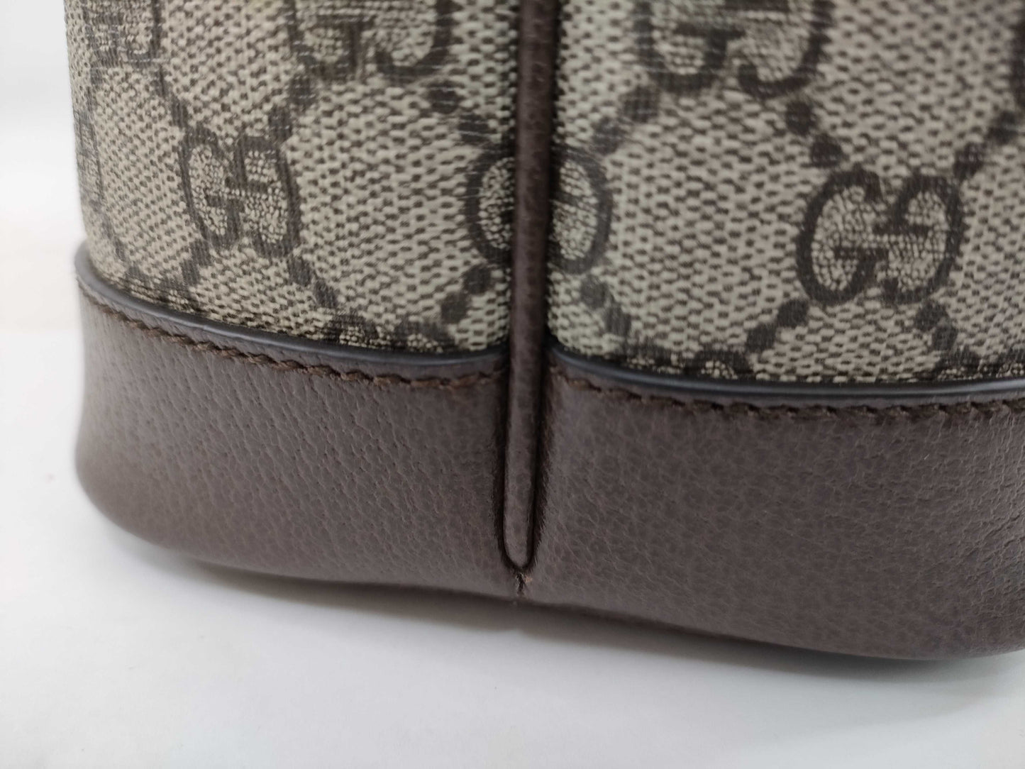 GUCCI Double G Medium GG Supreme Tote Bag