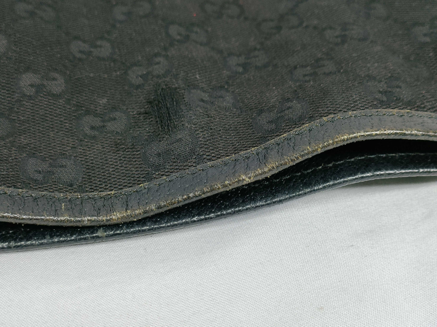 GUCCI GG Canvas Shoulder Bag