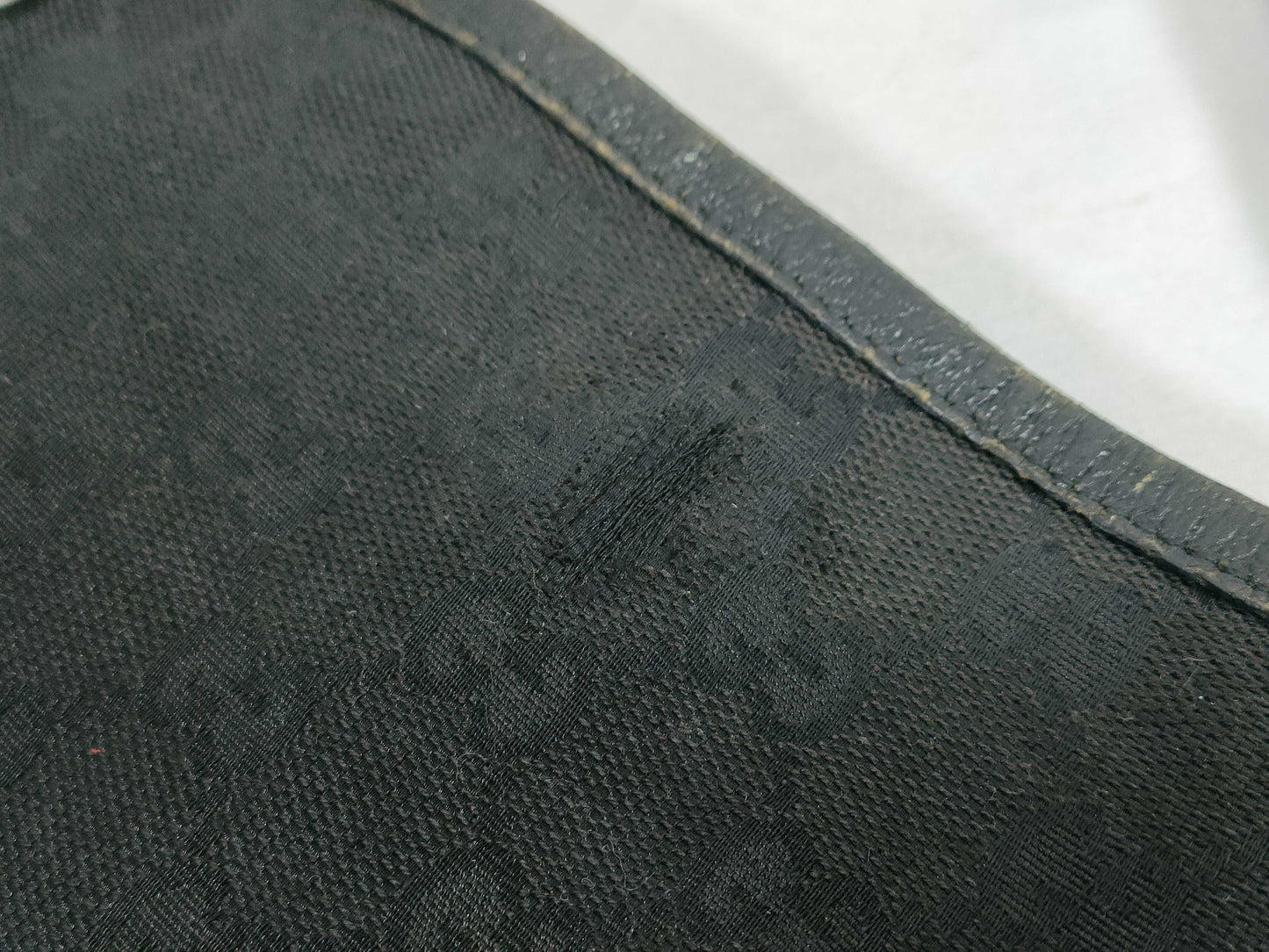 GUCCI GG Canvas Shoulder Bag