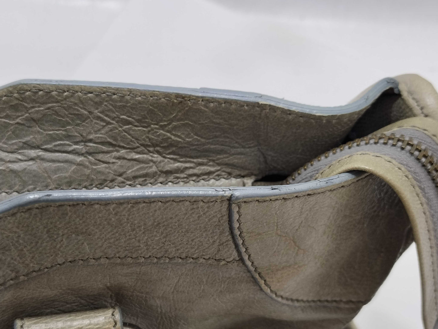 BALENCIAGA The City Balenciaga City Handbag Handbag