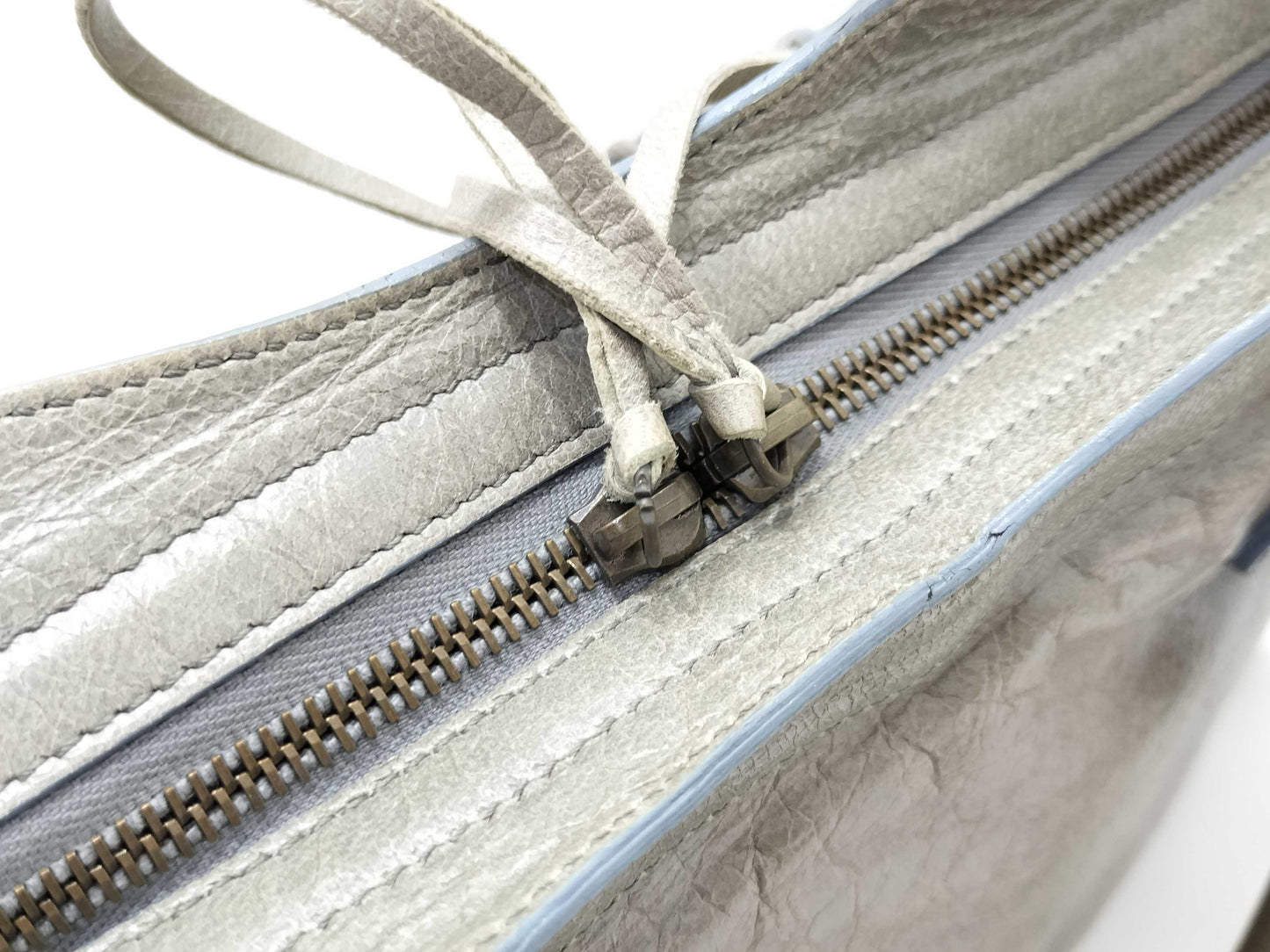 BALENCIAGA The City Balenciaga City Handbag Handbag