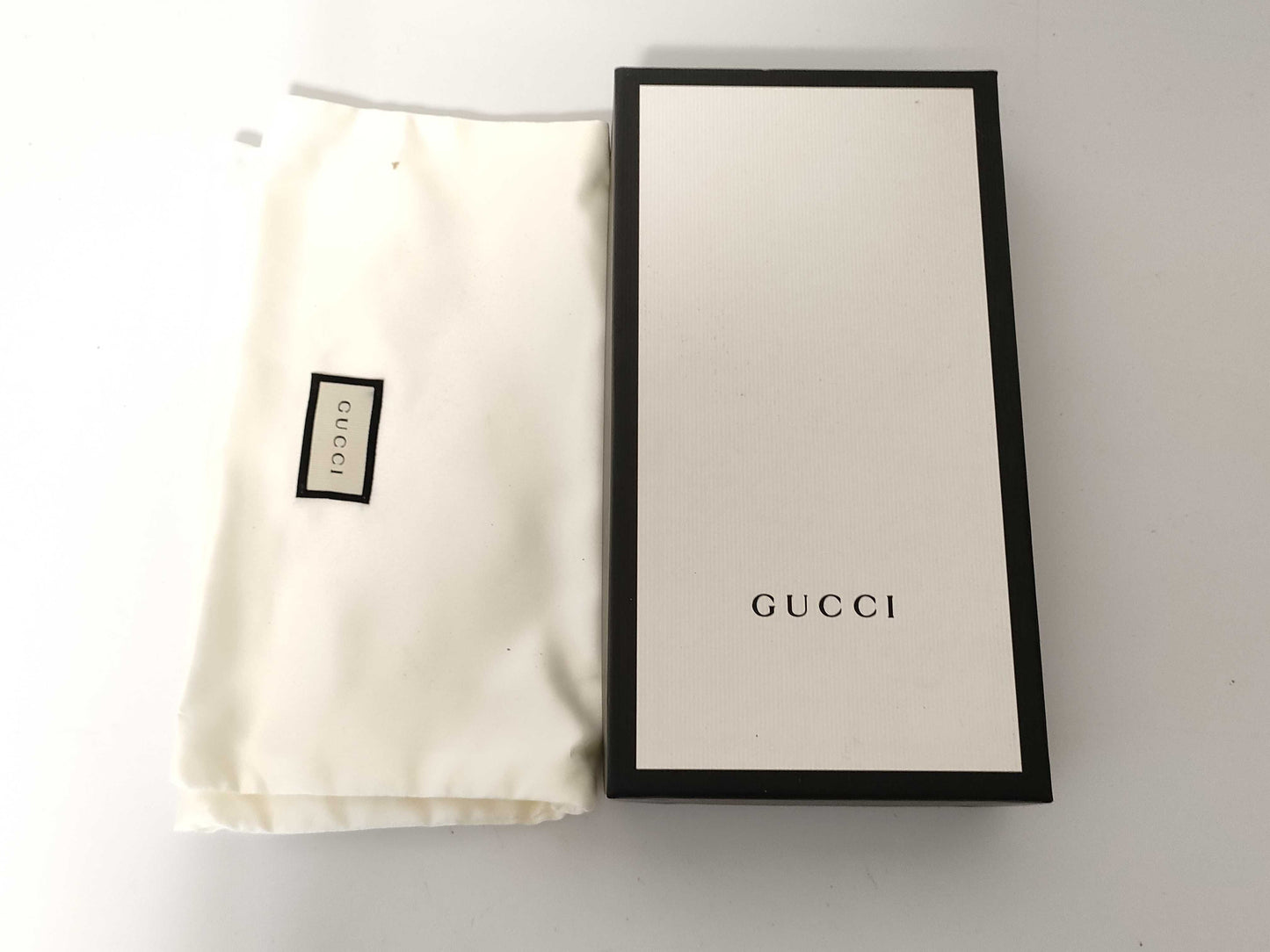 GUCCI GG Supreme Wallet with Box and Dust Bag