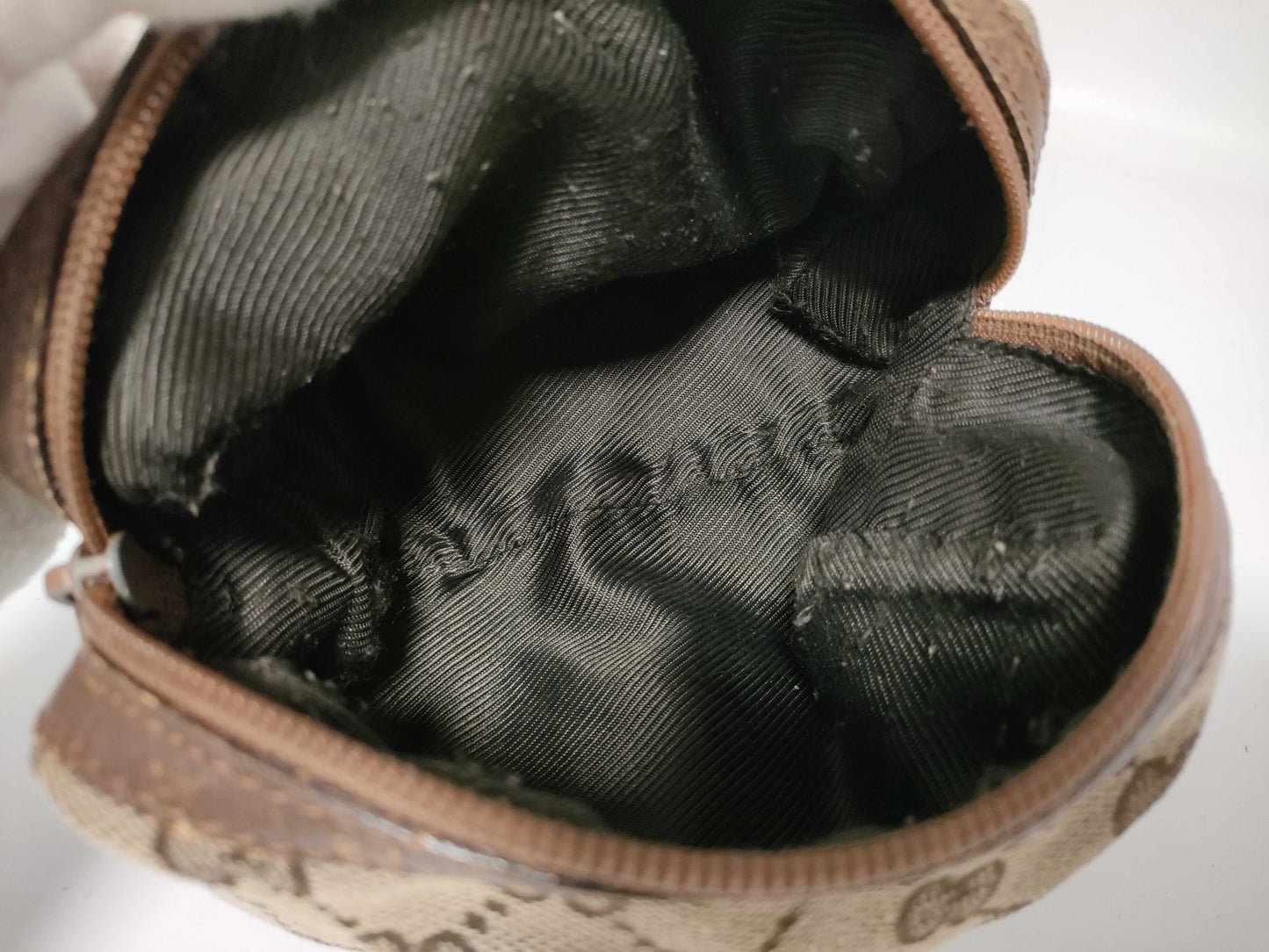 GUCCI GG Canvas Pouch