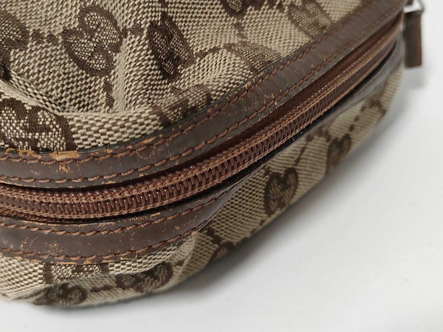 GUCCI GG Canvas Pouch