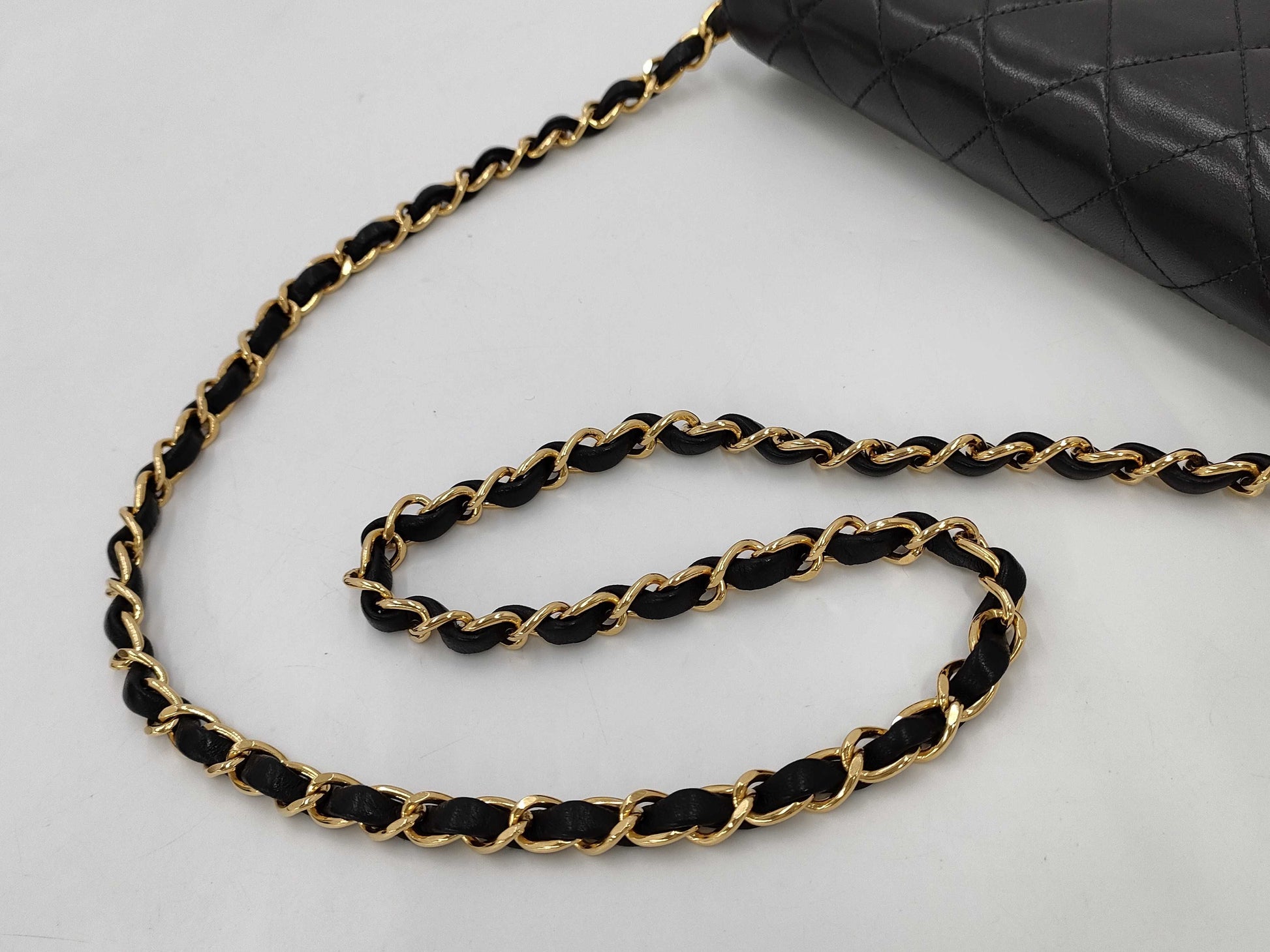 CHANEL Matelasse Lambskin Single Flap Shoulder Bag