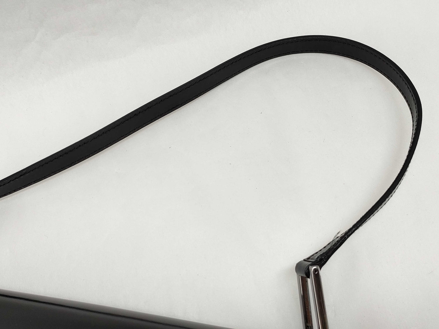 GUCCI Leather One-Shoulder Bag 001 3033