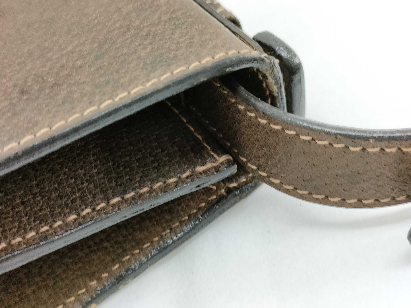 GUCCI Old Gucci Leather Shoulder Bag