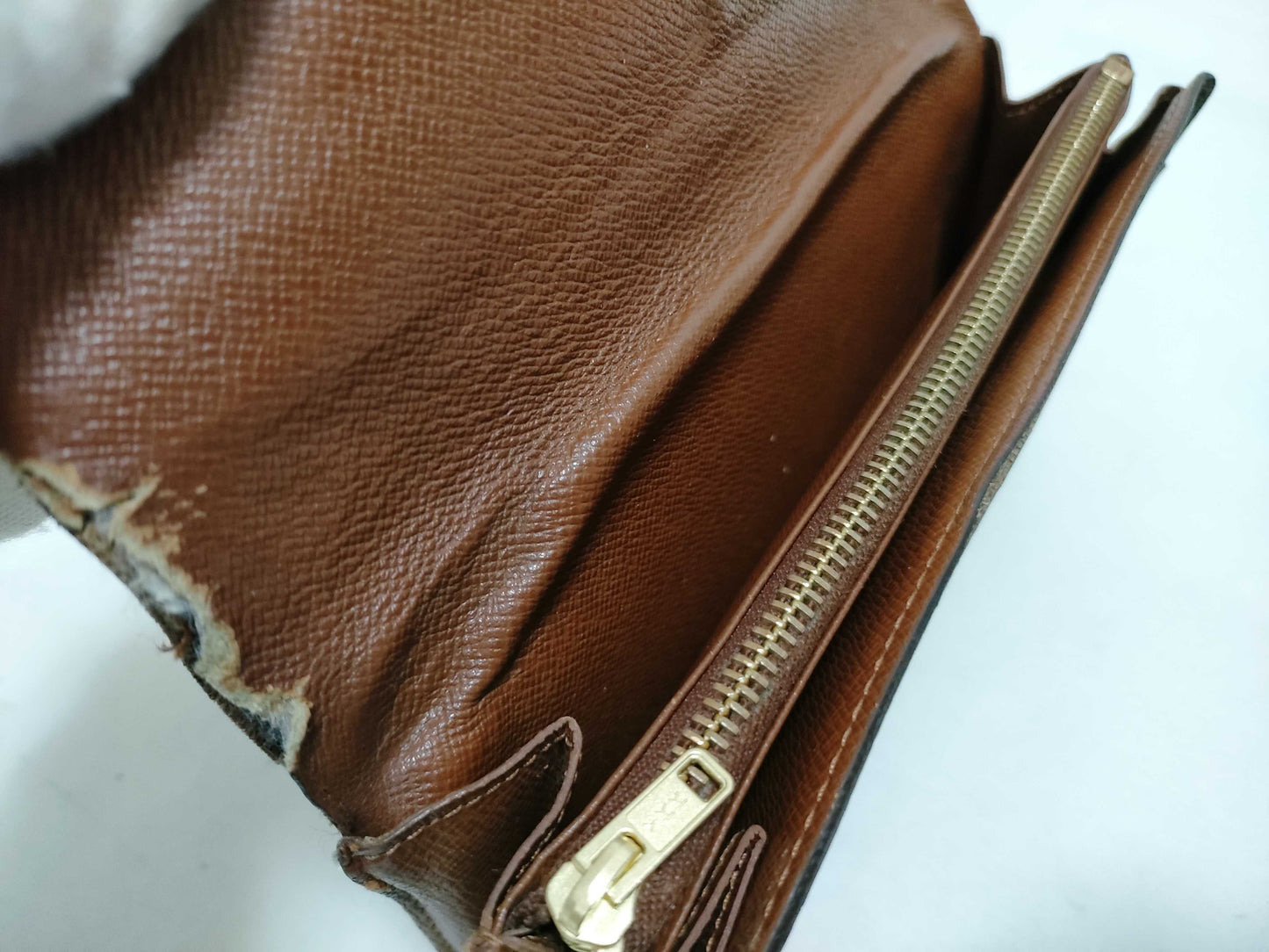 LOUIS VUITTON Monogram Louis Vuitton 5-Piece Wallet Set