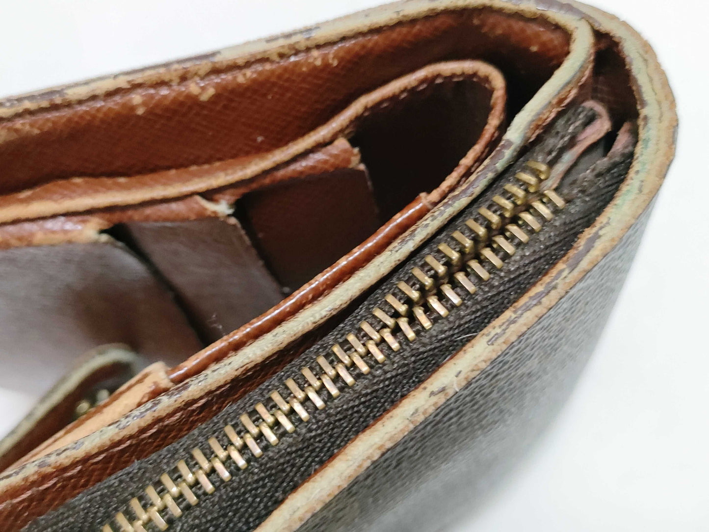 LOUIS VUITTON Monogram Louis Vuitton 5-Piece Wallet Set