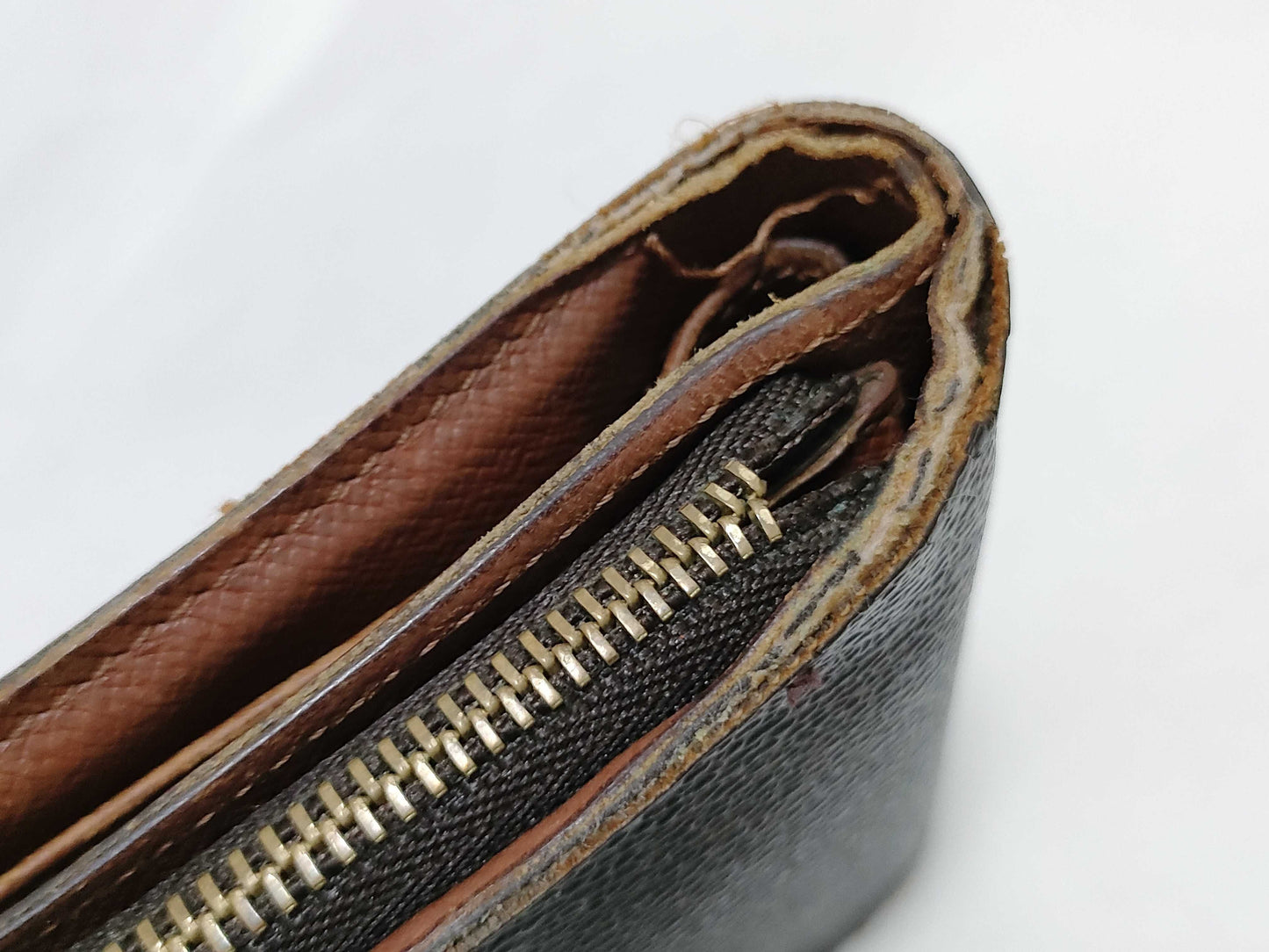 LOUIS VUITTON Monogram Louis Vuitton 5-Piece Wallet Set