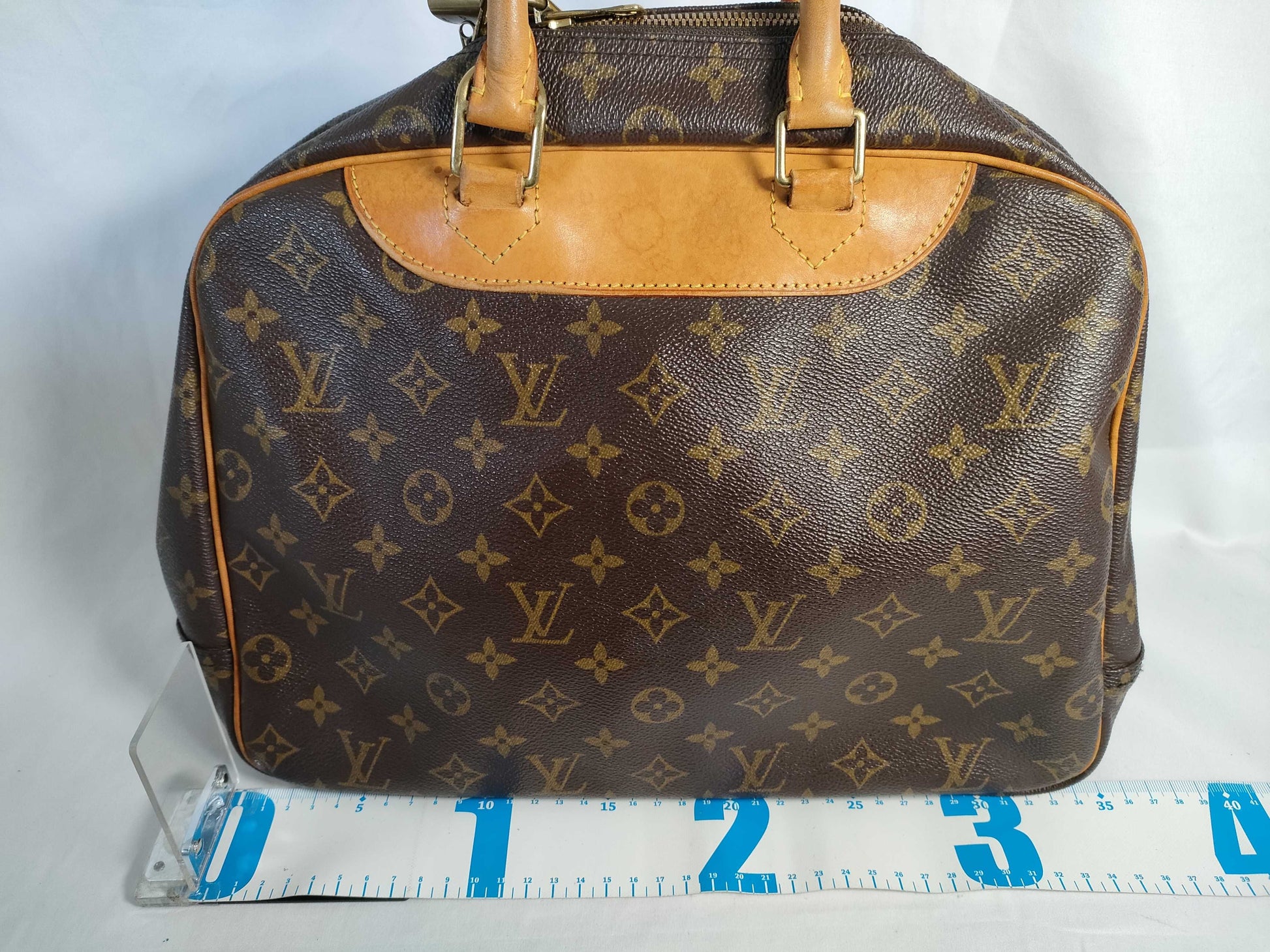 LOUIS VUITTON Monogram Louis Vuitton LV Deauville M47270 Handbag