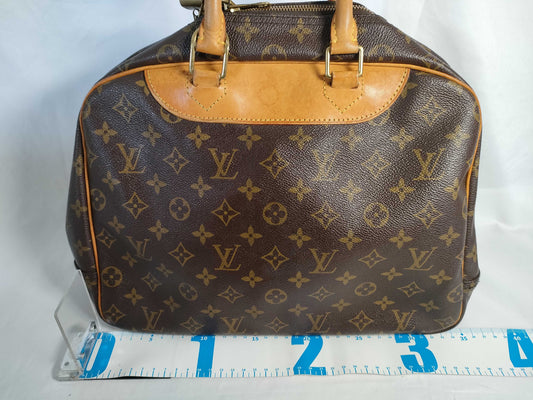 LOUIS VUITTON Monogram Louis Vuitton LV Deauville M47270 Handbag