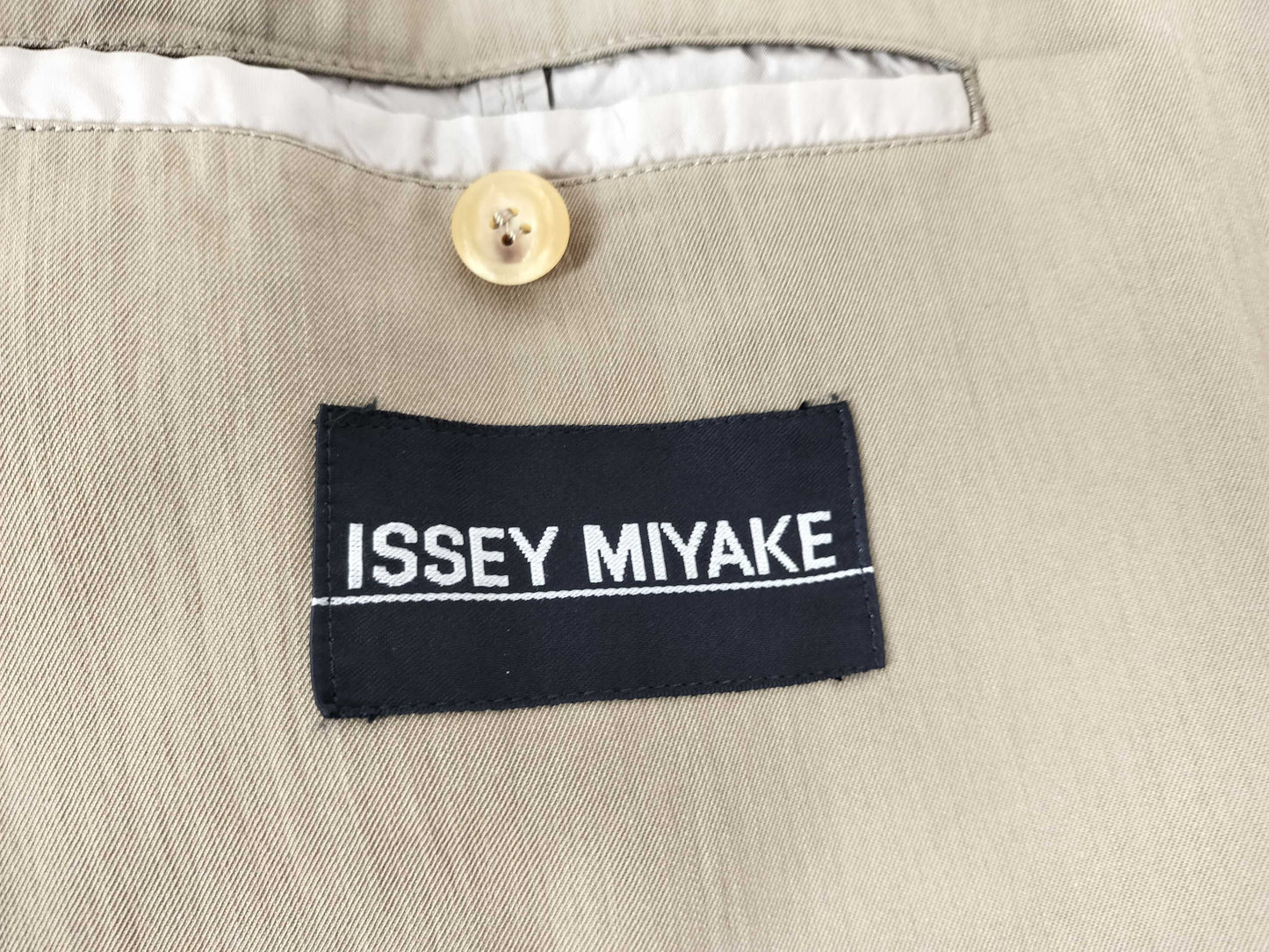 ISSEY MIYAKE ISSEY MIYAKE Mao Collar Jacket Jacket