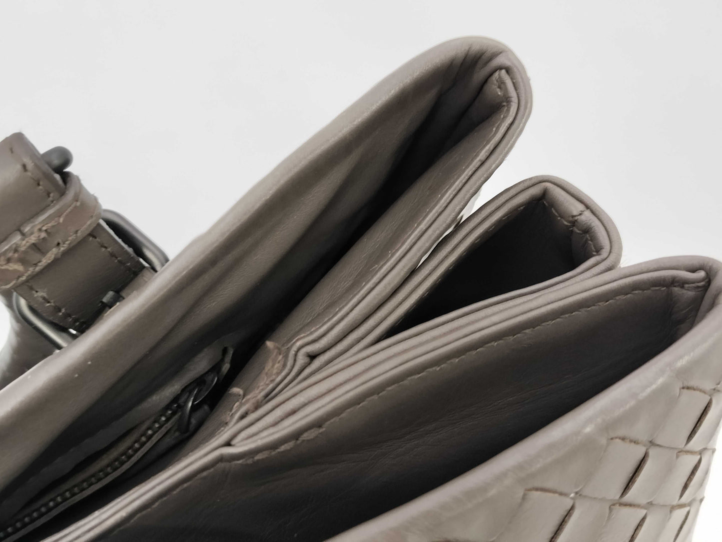 BOTTEGA VENETA Bottega Veneta Intrecciato Gray Handbag