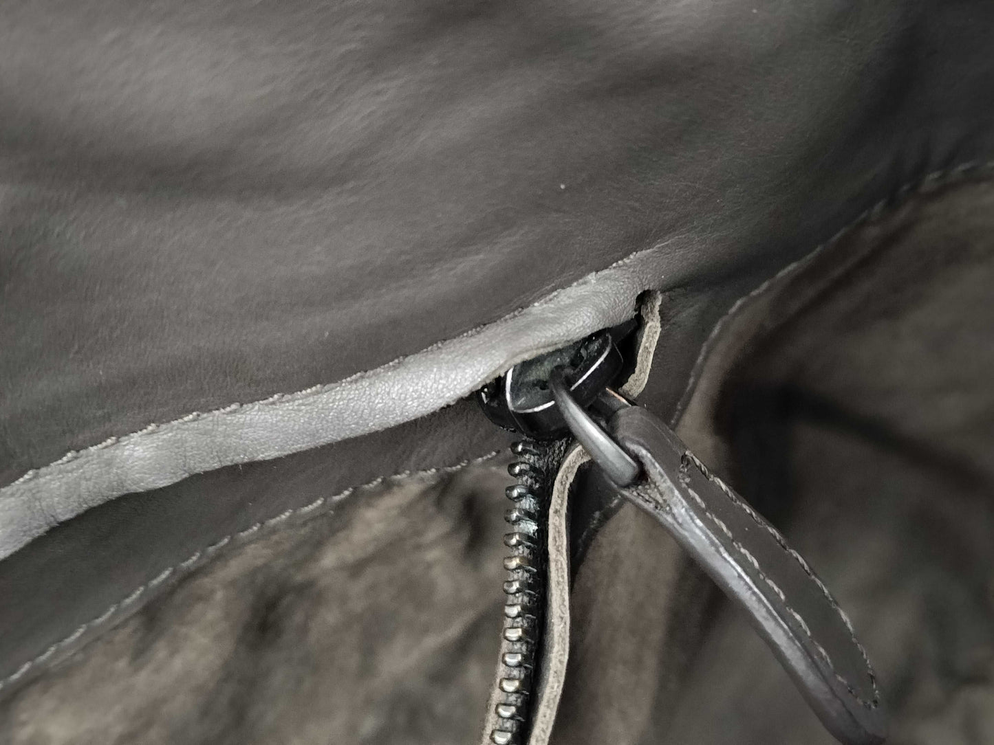 BOTTEGA VENETA Bottega Veneta Intrecciato Gray Handbag