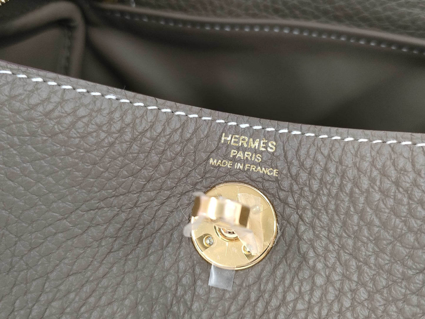 HERMES Lindy Mini Taurillon Etoupe Shoulder Bag with GD Hardware and Double Stamp