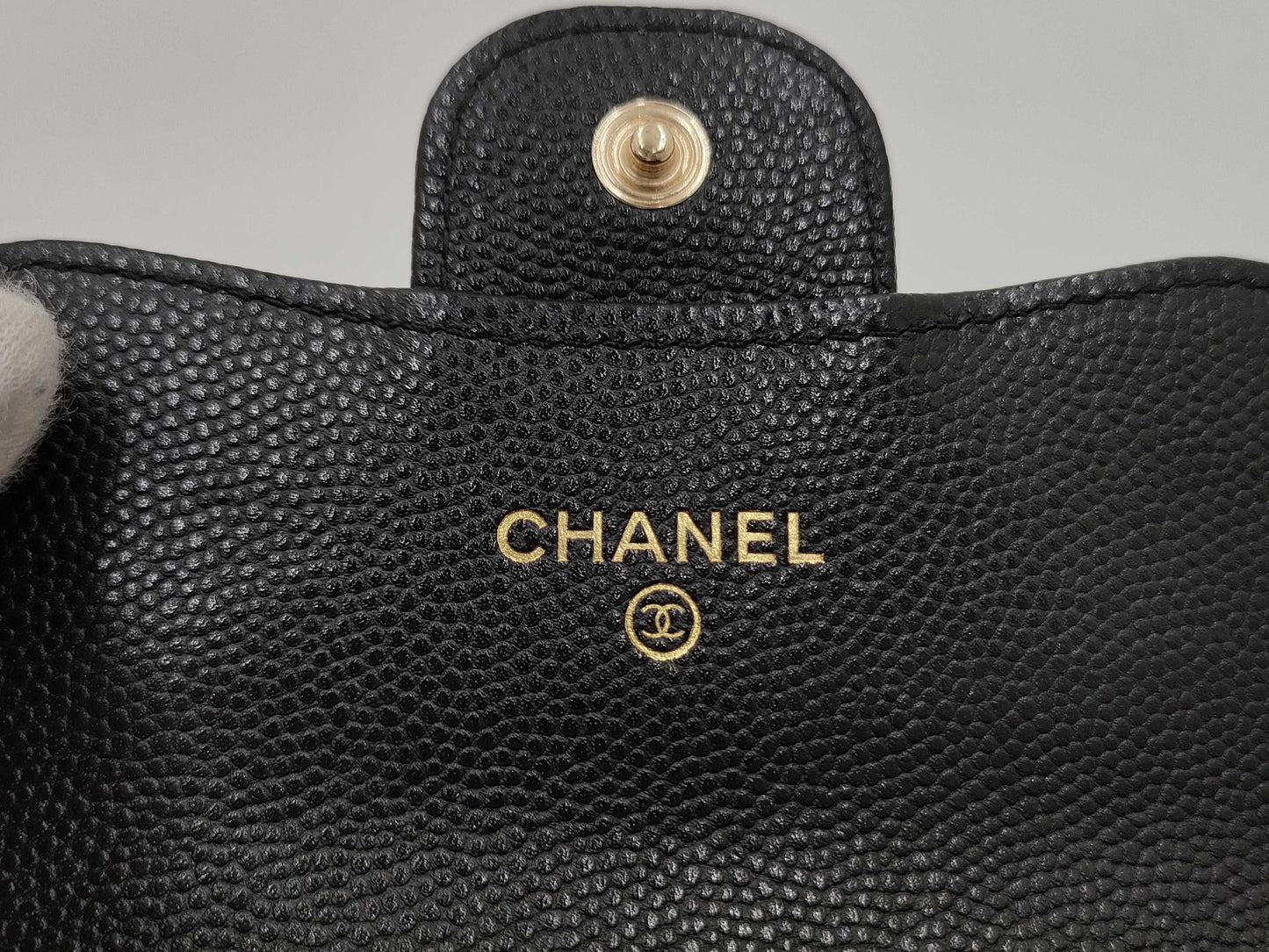 CHANEL CHANEL Matelasse Caviar Leather Chain Shoulder Wallet with GD Hardware Shoulder Bag
