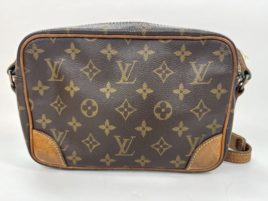 LOUIS VUITTON Trocadero Shoulder Bag