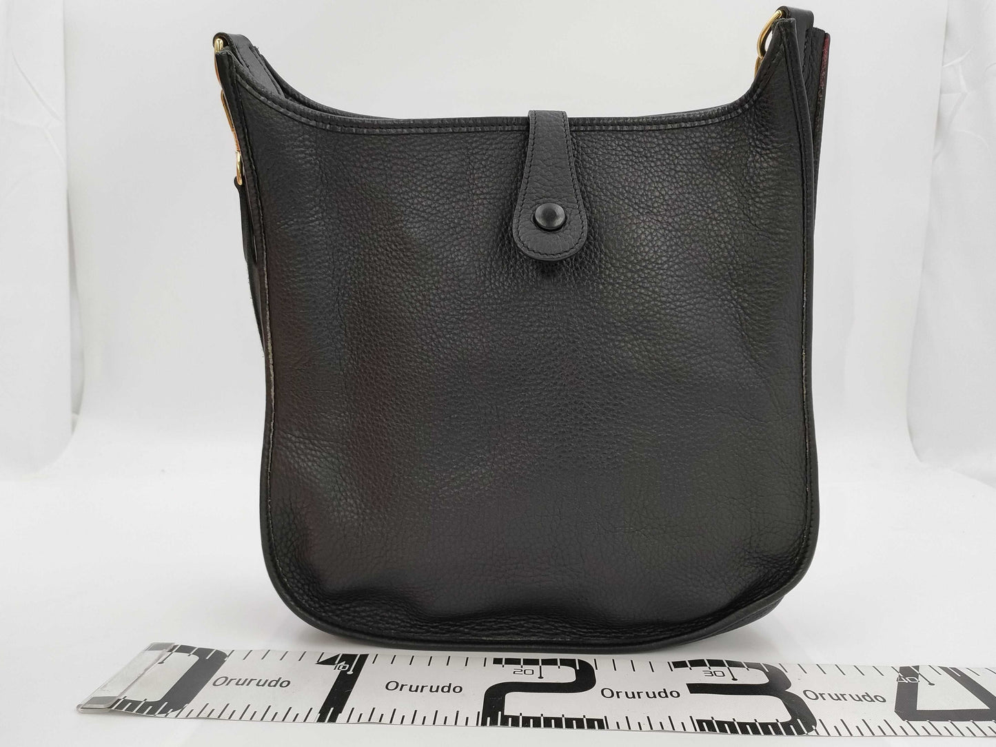 HERMES Evelyn G Stamp Black G Hardware Shoulder Bag