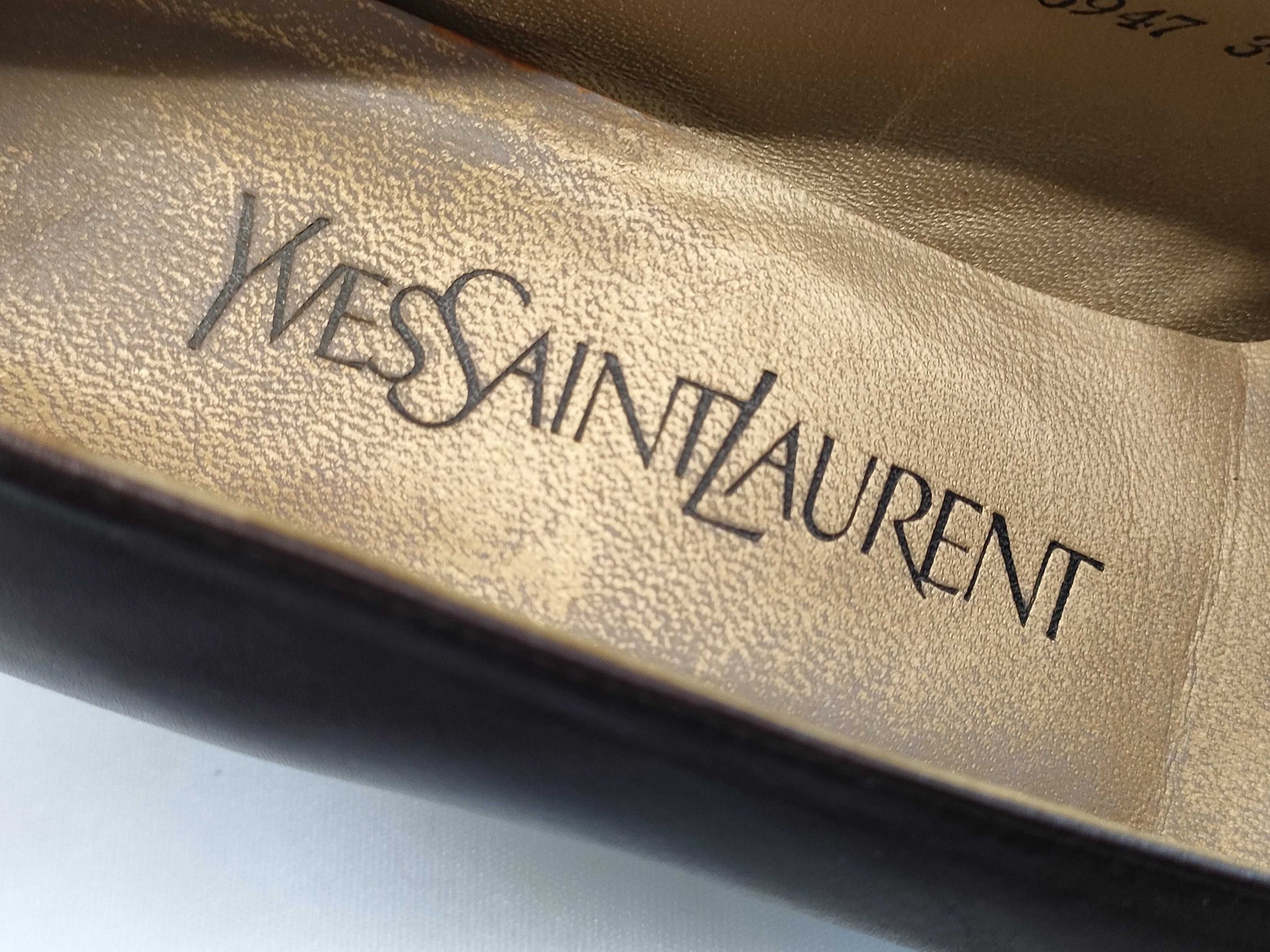 YVES SAINT LAURENT Pumps Size 34.5