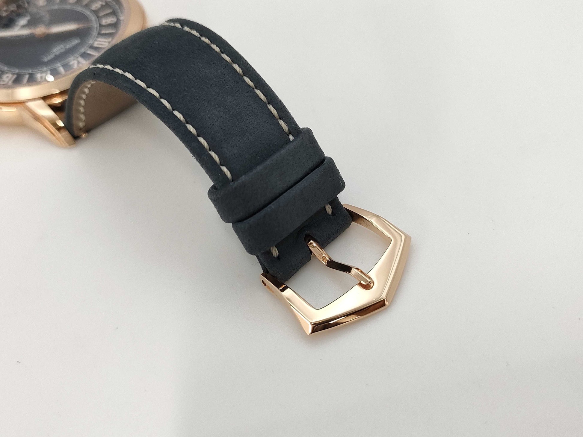 PATEK PHILIPPE Calatrava 5224R-001 Automatic Blue Dial 18K Gold Men's Watch