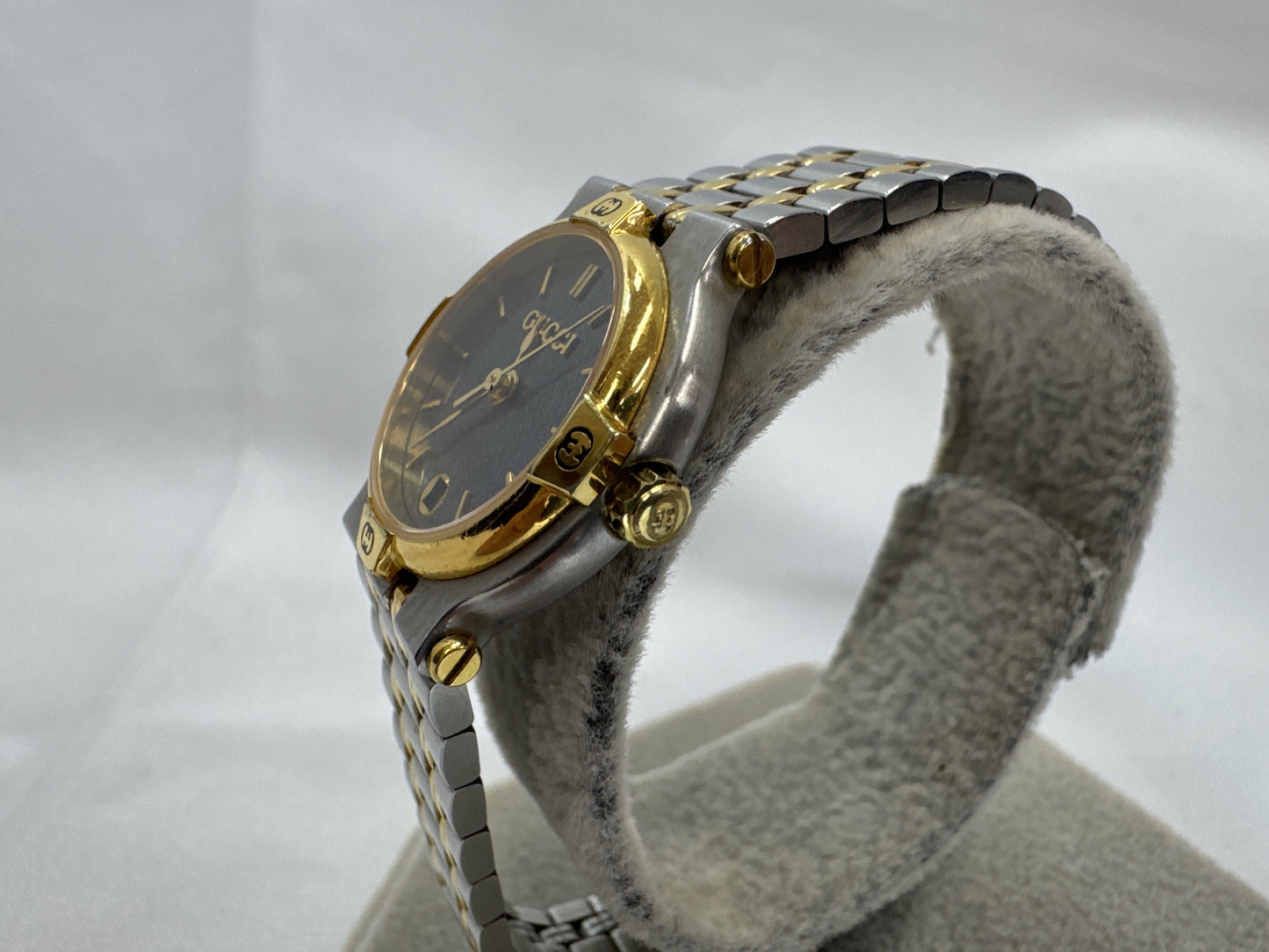 GUCCI 9000L 070-342 Quartz Women's Watch