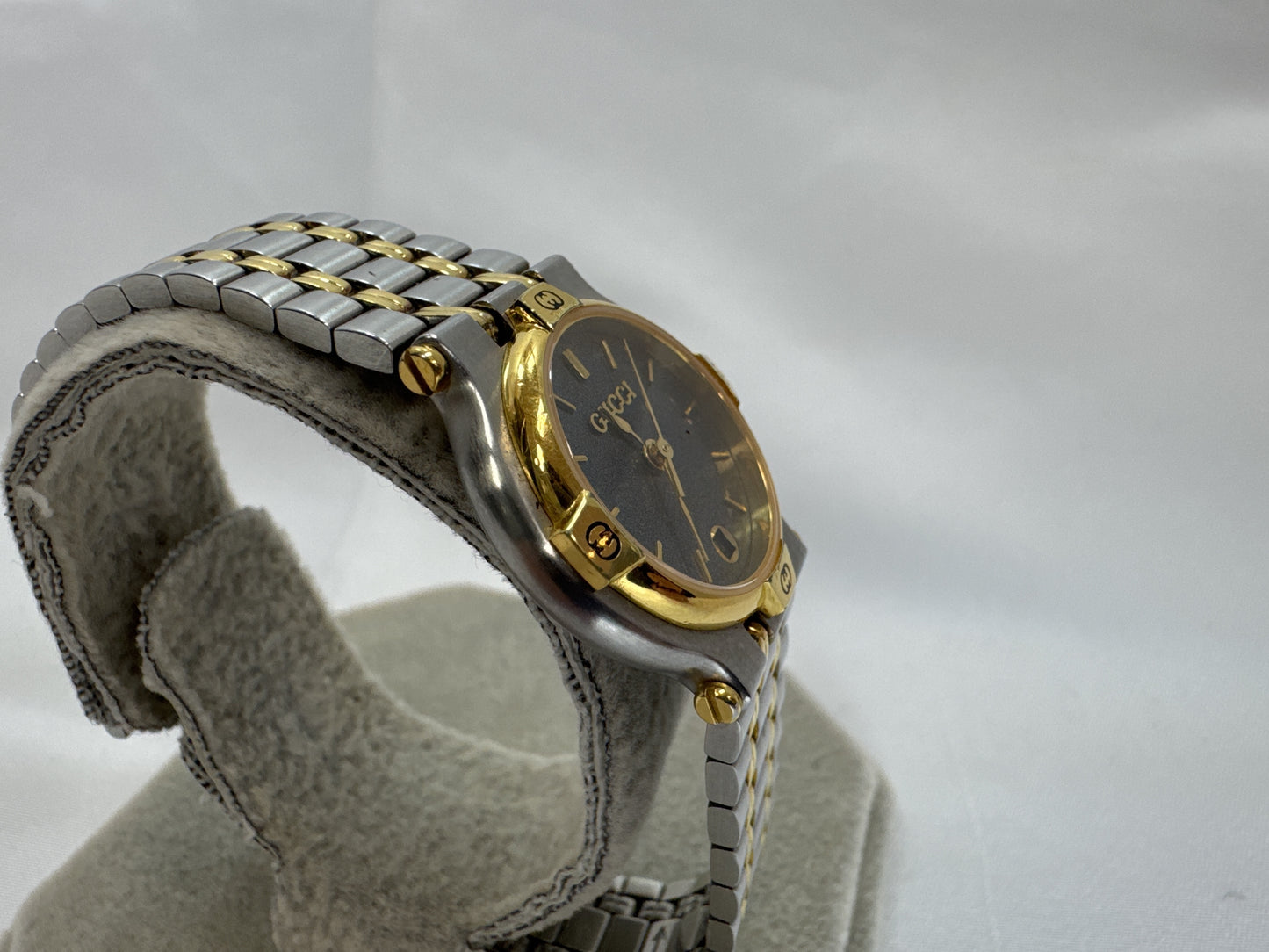 GUCCI 9000L 070-342 Quartz Women's Watch