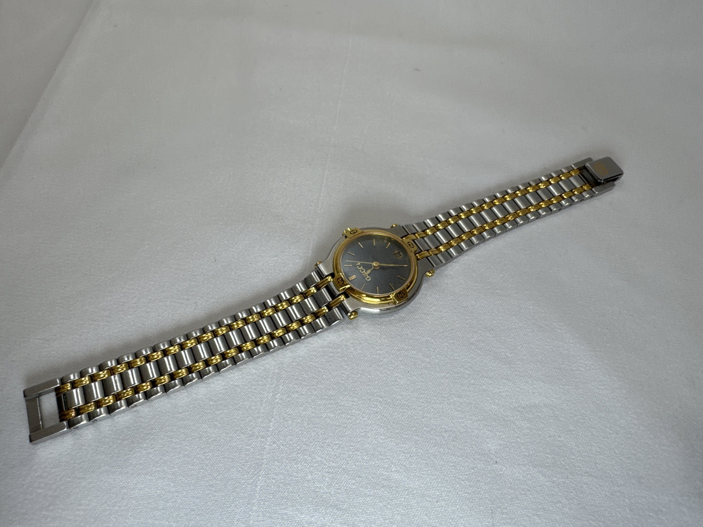 GUCCI 9000L 070-342 Quartz Women's Watch