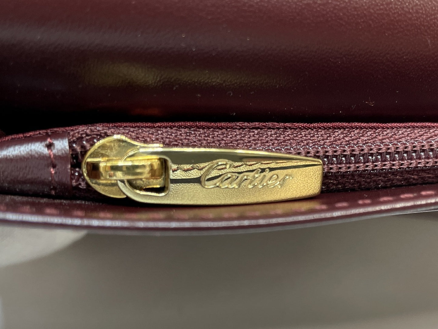 (10461_0064) Cartier Unused Cartier Mastline Genuine Leather Bi-Fold Long Wallet Bordeaux Gold Fittings Coin Purse Wallet