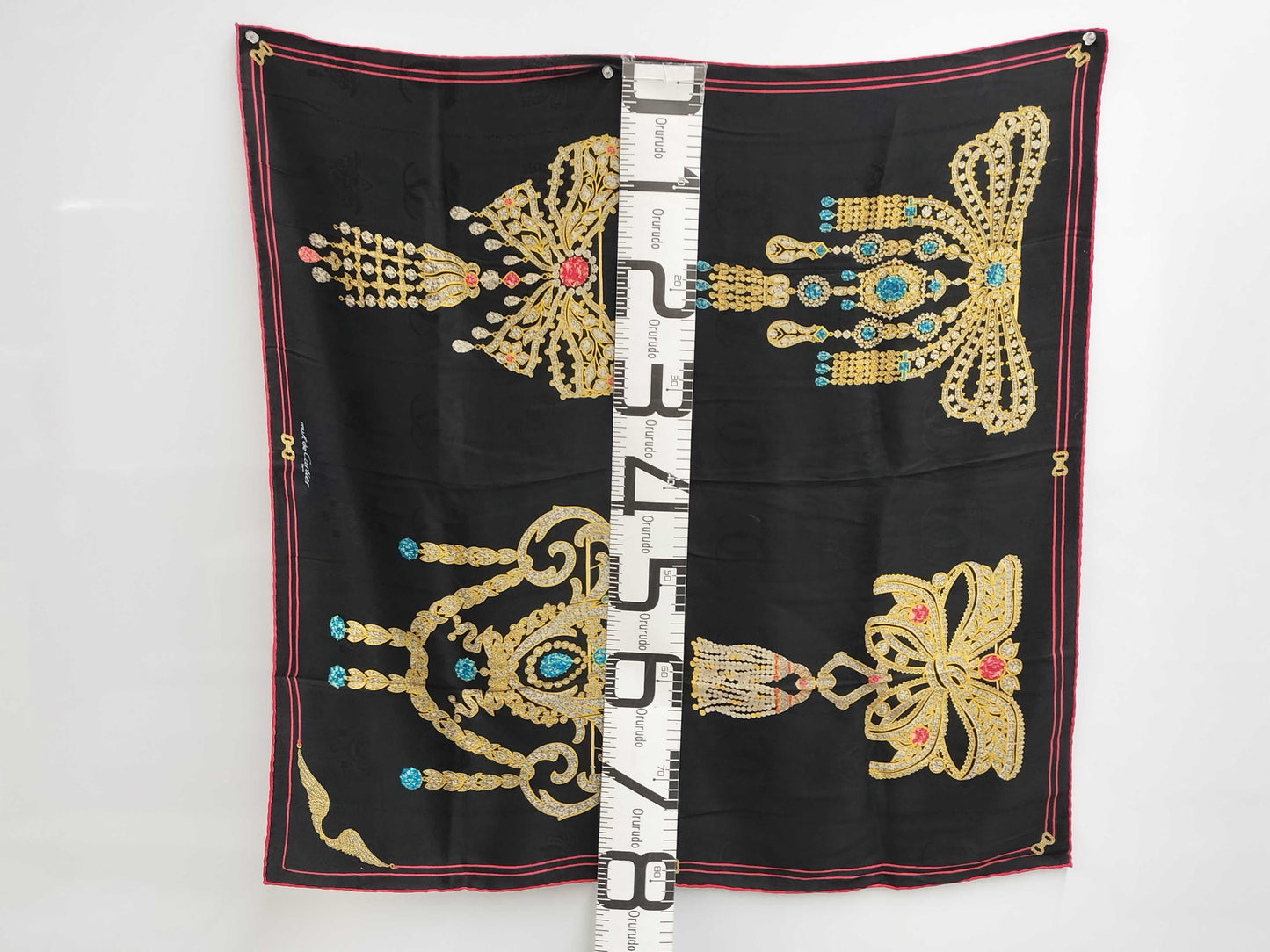 (10462_0184) Cartier Cartier Mastline Large Format Scarf Scarf