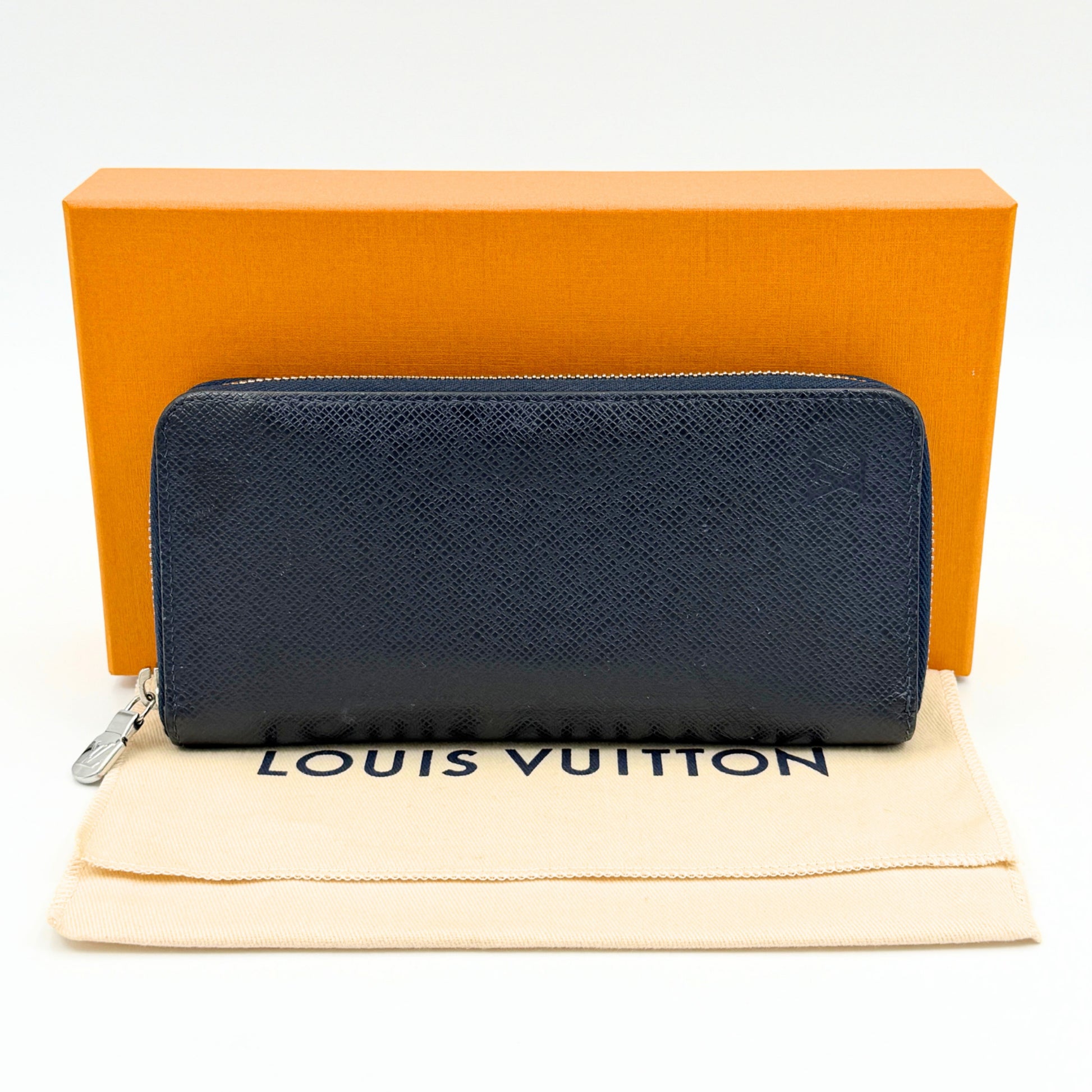 LOUIS VUITTON Taiga Zippy Wallet Vertical M30510 Wallet Box and Storage Bag Included