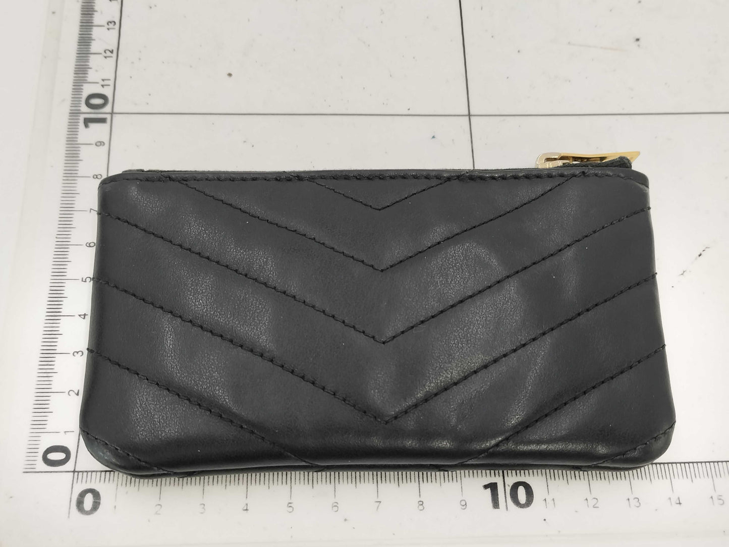 (10461_0051) Yves Saint Laurent Monogram V-Stitch Keyring Coin Case Leather Black 438386 Coin Case