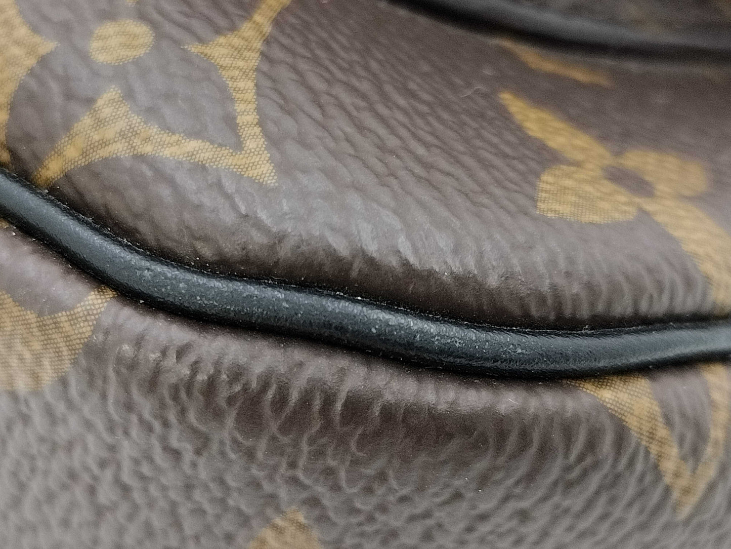 LOUIS VUITTON Monogram Passy M45592 RFID Shoulder Bag