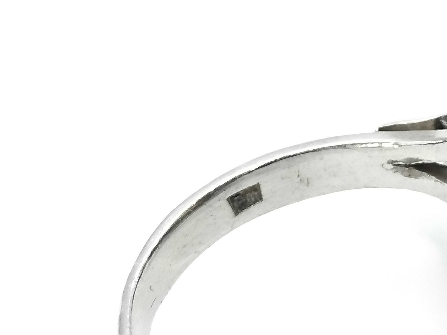 Pearl diameter: approx. 14.0mm, Diamond: PT850, 11.6g, Ring