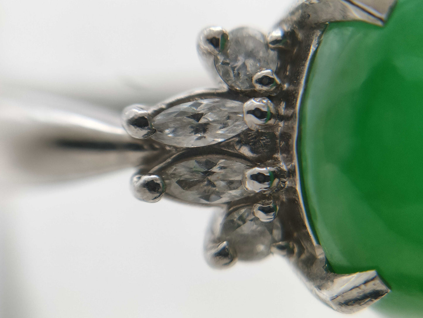 Jadeite 3.00ct D0.19ct PT900 6.3g Ring
