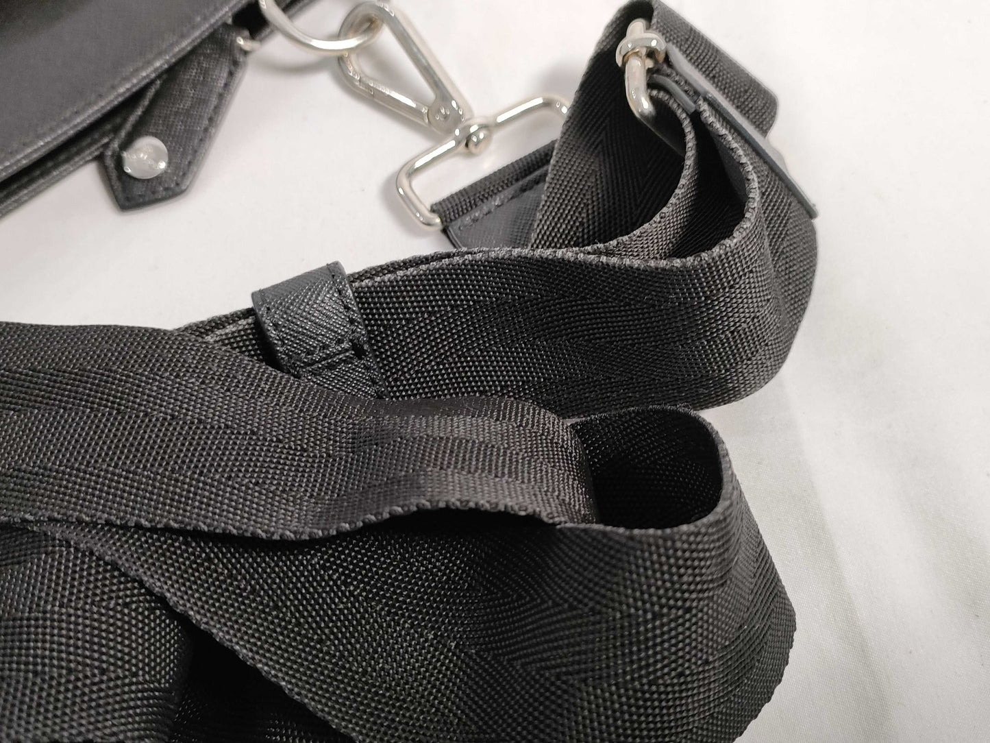 Vivienne Westwood Vivienne Westwood Orb Shoulder Bag in Black