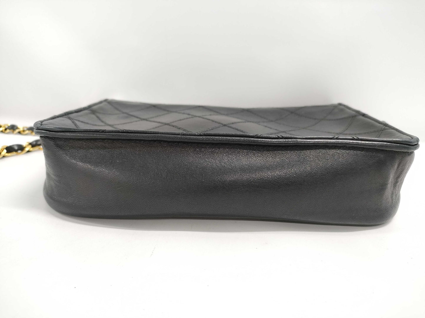 CHANEL Chain Shoulder Bag, Matelasse, Bicolor, Lambskin, Coco Mark, Turn Lock, Black, GD Hardware